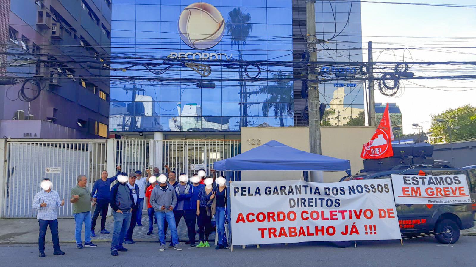 Greve na Record Litoral é suspensa com vitória dos trabalhadores