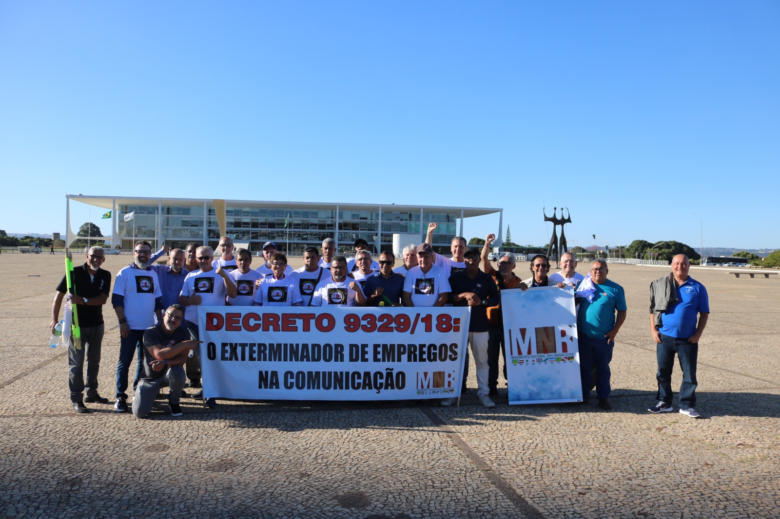 Pela Revogação do Decreto 9.329/2018 – Radialistas de todo o País, realizam ato em Brasília