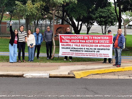 Trabalhadores(as) do Grupo Paulo Lima suspendem greve, mas mantêm estado de greve e mobilização